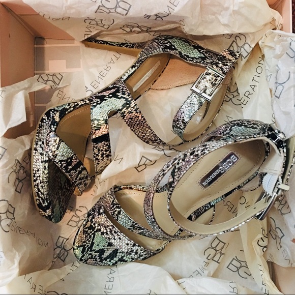BCBG multi colored heels. Sz 8 worn once! - Picture 2 of 5